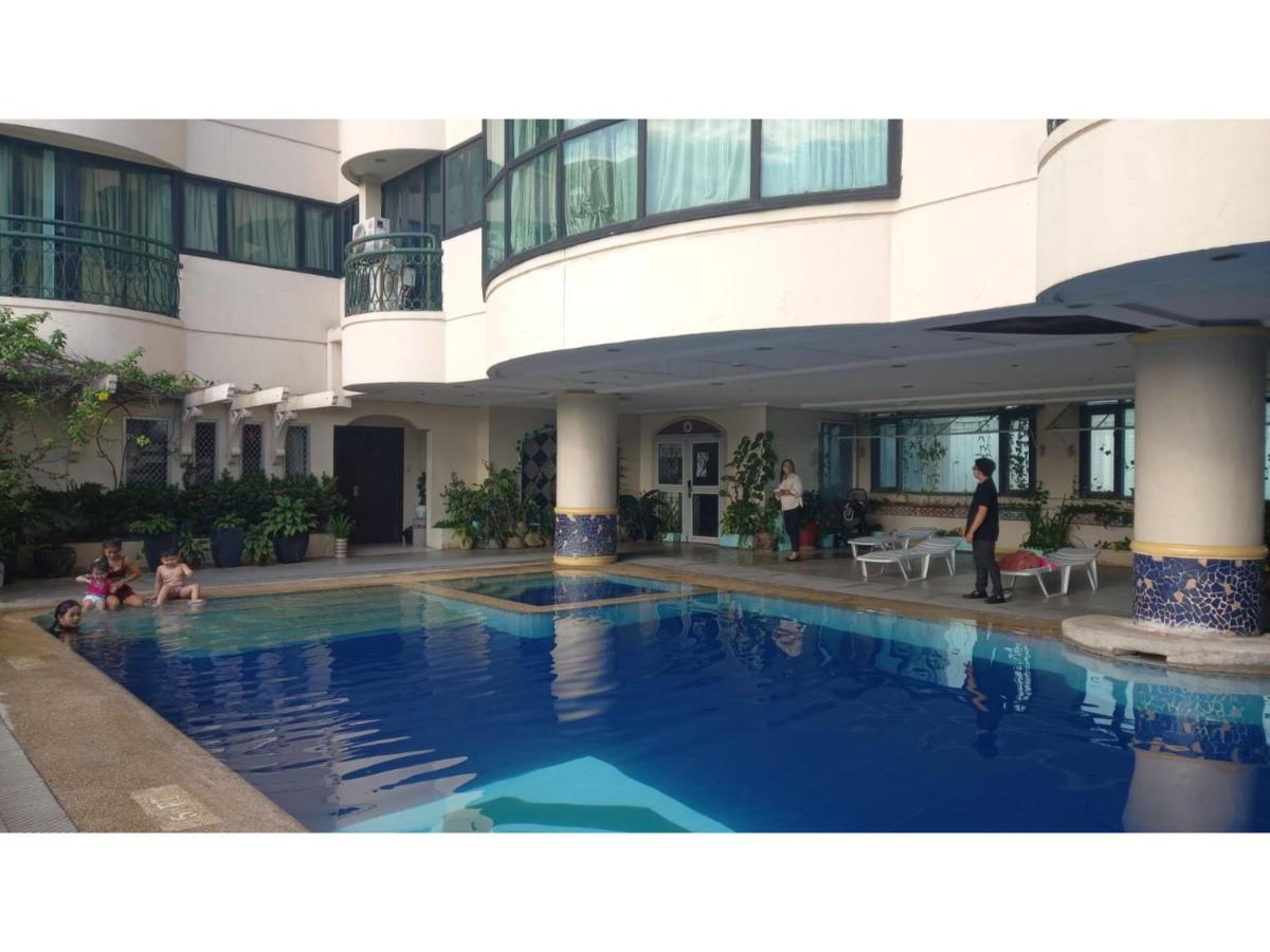 Capital O 914 Makati Palace Hotel ماكاتي المظهر الخارجي الصورة