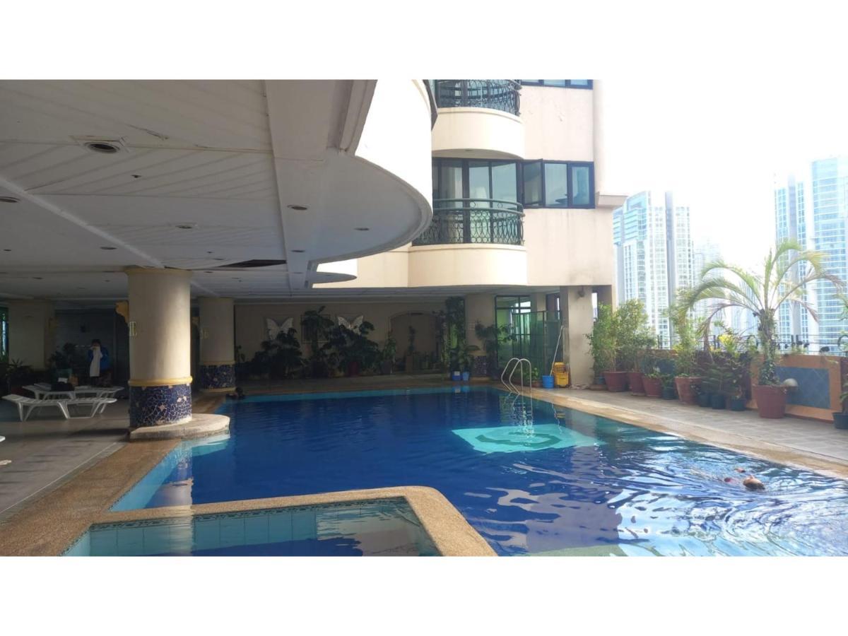 Capital O 914 Makati Palace Hotel ماكاتي المظهر الخارجي الصورة