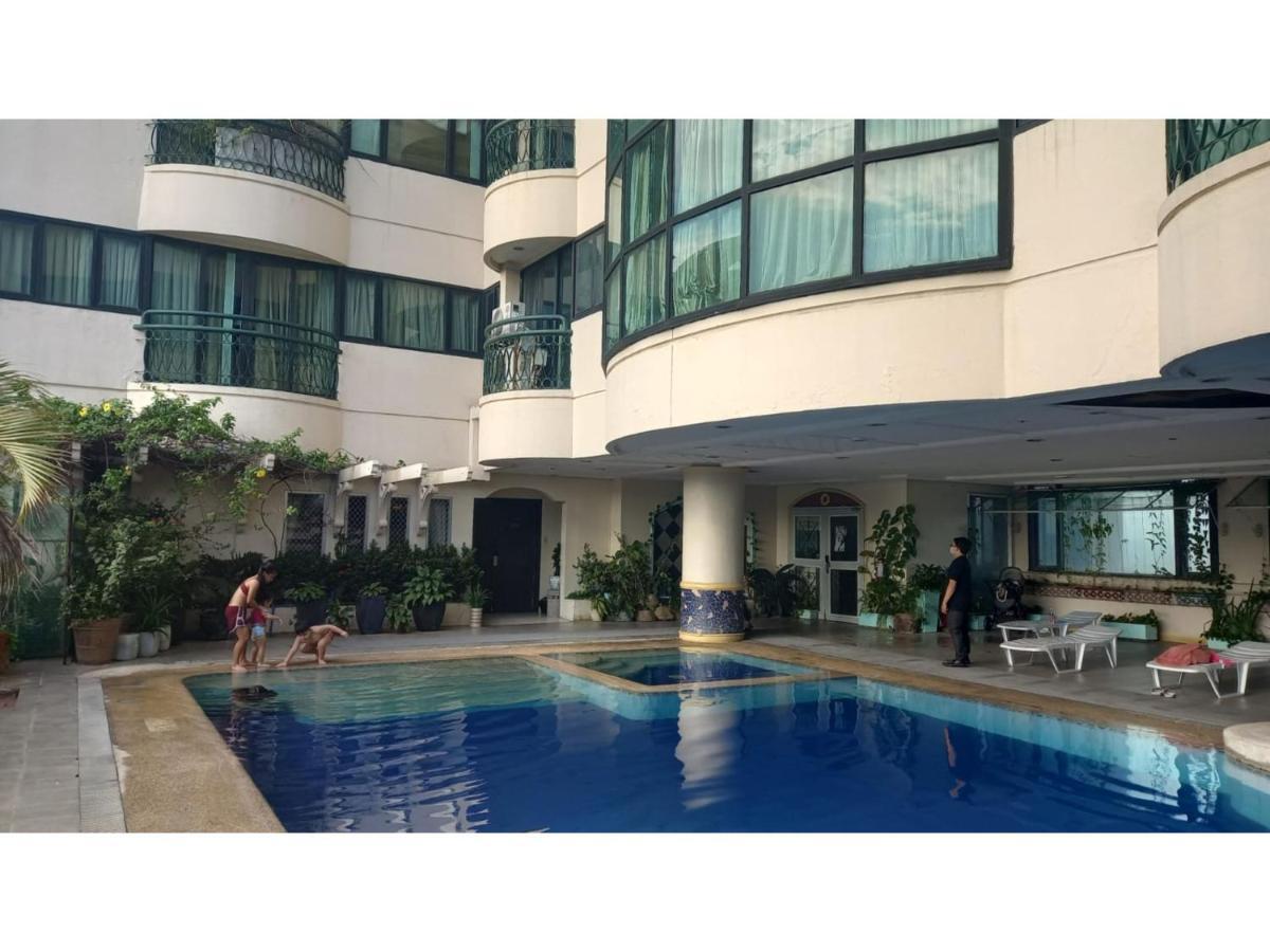 Capital O 914 Makati Palace Hotel ماكاتي المظهر الخارجي الصورة